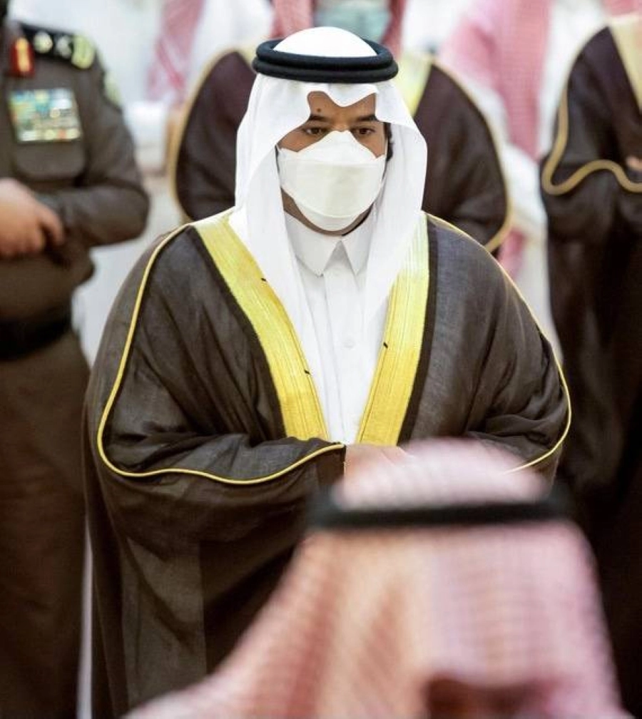 أمير الرياض بالنيابة يؤدي صلاة الميت على الأميرة دلال بنت سعود بن عبدالعزيز (واس)