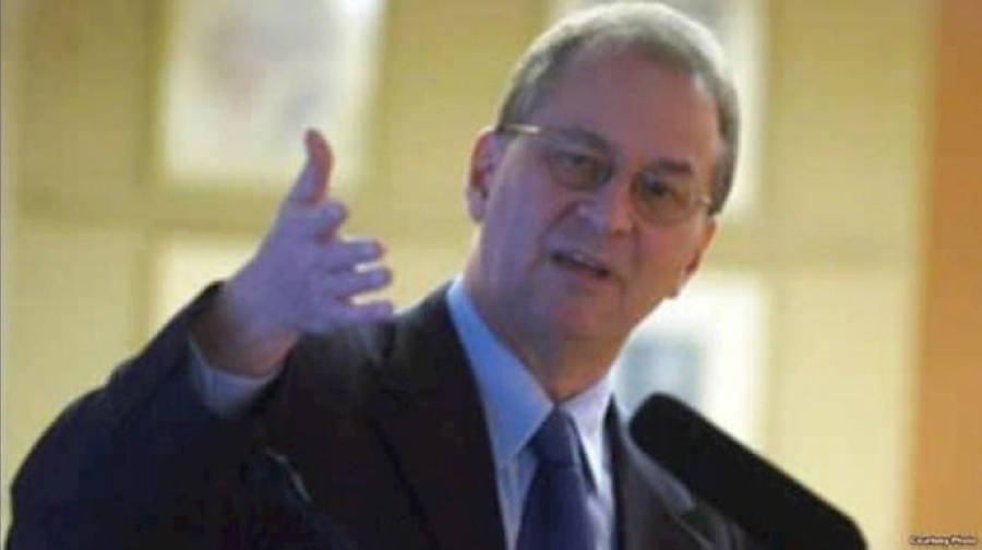 






ديفيد أولبرايت