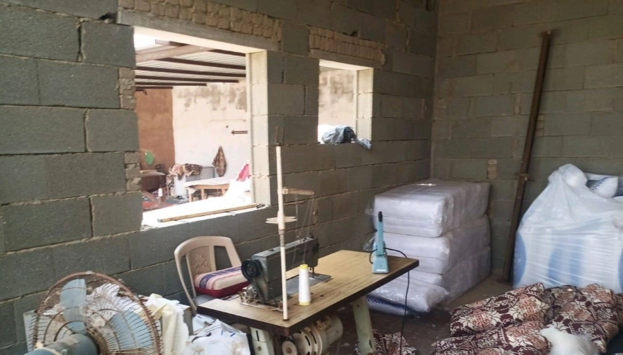 أمانة جدة تغلق مصنعا لإنتاج الإسفنج بالمليساء