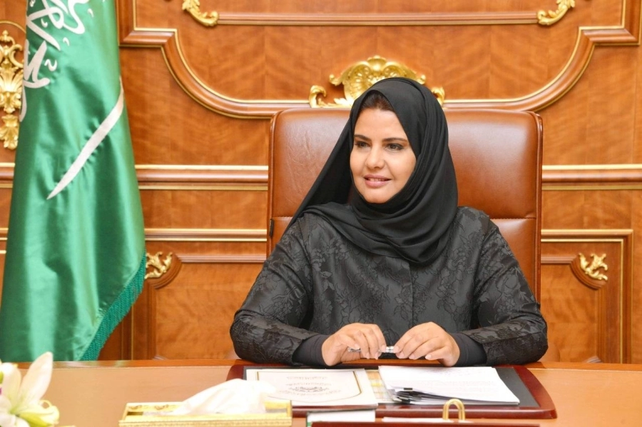 الدكتورة حنان الأحمدي