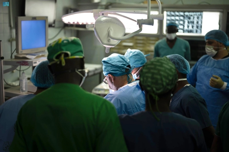 إحدى العمليات التي أجراها فريق المركز (واس) 