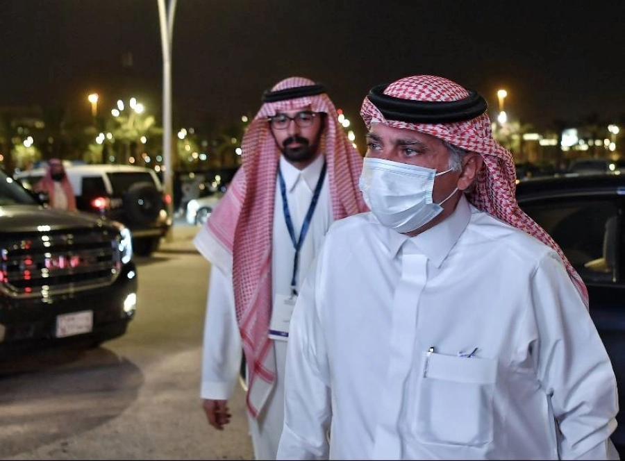 وزير الإعلام المكلّف يزور معرض الرياض الدولي للكتاب ويشيد بالثقافة العراقية