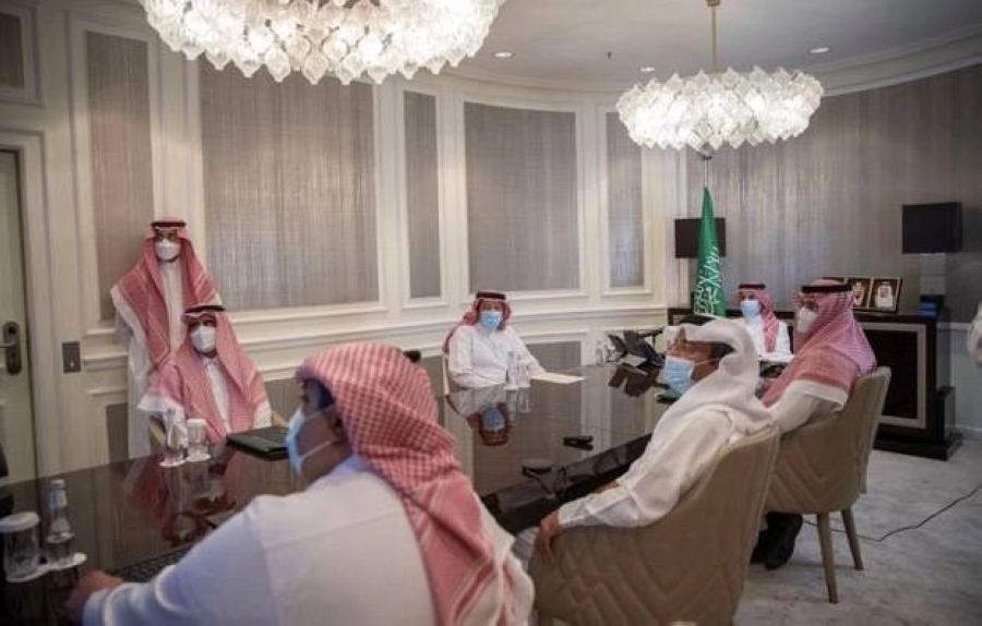 وزير الخارجية يدشّن تطبيق التسجيل الذاتي للخصائص الحيوية للحجاج والمعتمرين عبر الهواتف الذكية