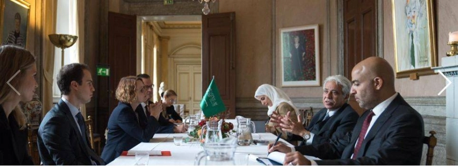 احد الاجتماعات مع مسؤولين سويديين