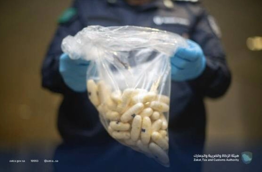 إحباط محاولتي تهريب أكثر من 1.5 كجم من الكوكايين