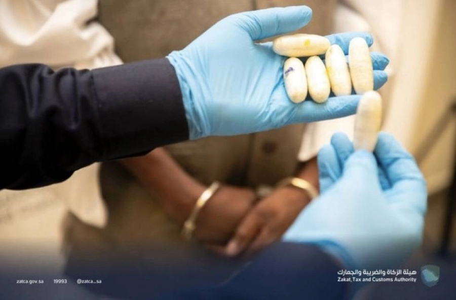 إحباط محاولتي تهريب أكثر من 1.5 كجم من الكوكايين