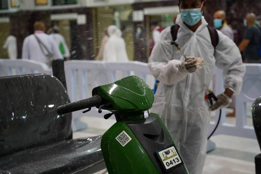 تعقيم العربات (مكة)