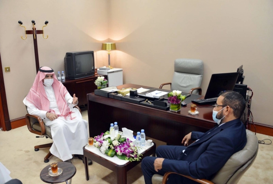 رئيس لجنة الصداقة البرلمانية السعودية الموريتانية بمجلس الشورى يجتمع مع نائب دائرة آسيا والعالم العربي الموريتاني