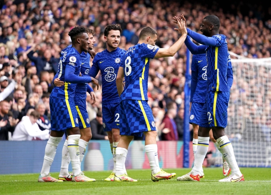 






تشيلسي أثناء مباراته ضد نورويتش