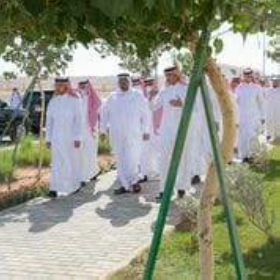 أمير الرياض بالنيابة يتفقد مشاريع "الوطنية للإسكان" في ضاحية الجوّان