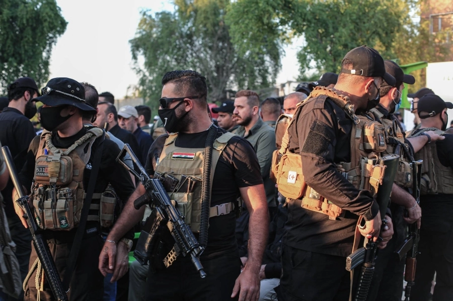 






قوات الأمن في الساحة الخضراء ببغداد                                                                  (د ب أ)