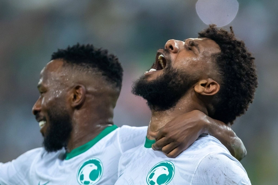 فرحة الأخضر بالفوز على الصين