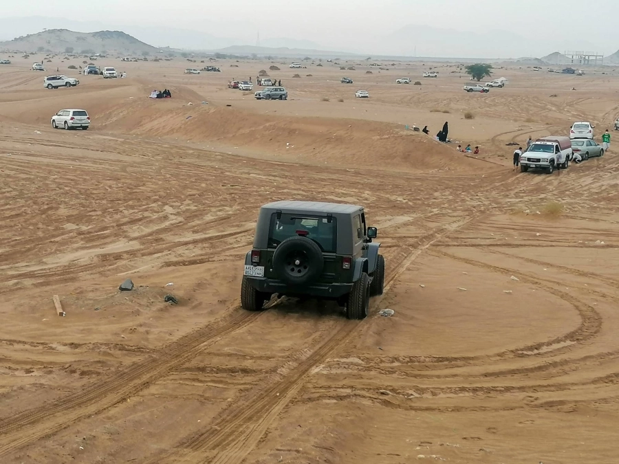 






أجواء ربيعية تحفز أهالي مكة على الخروج إلى البر             (أنس الحارثي)