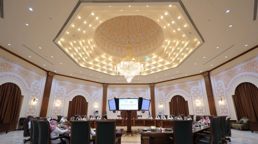 أعضاء مجلس الشورى يطلعون على  جهود الجامعة الإسلامية 