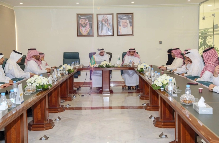 أعضاء مجلس الشورى يطلعون على  جهود الجامعة الإسلامية 