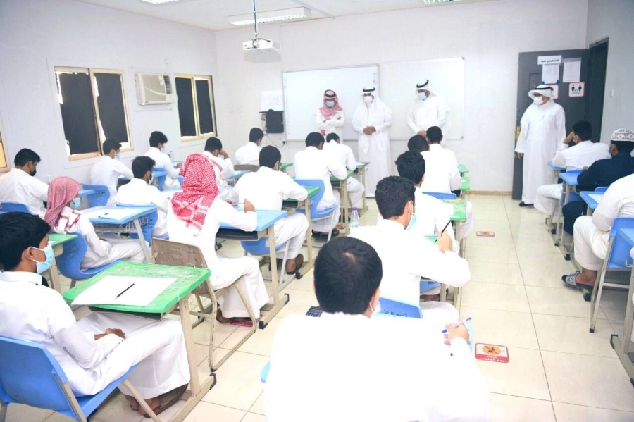 أحمد الزائدي يتابع سير الاختبارات (مكة)