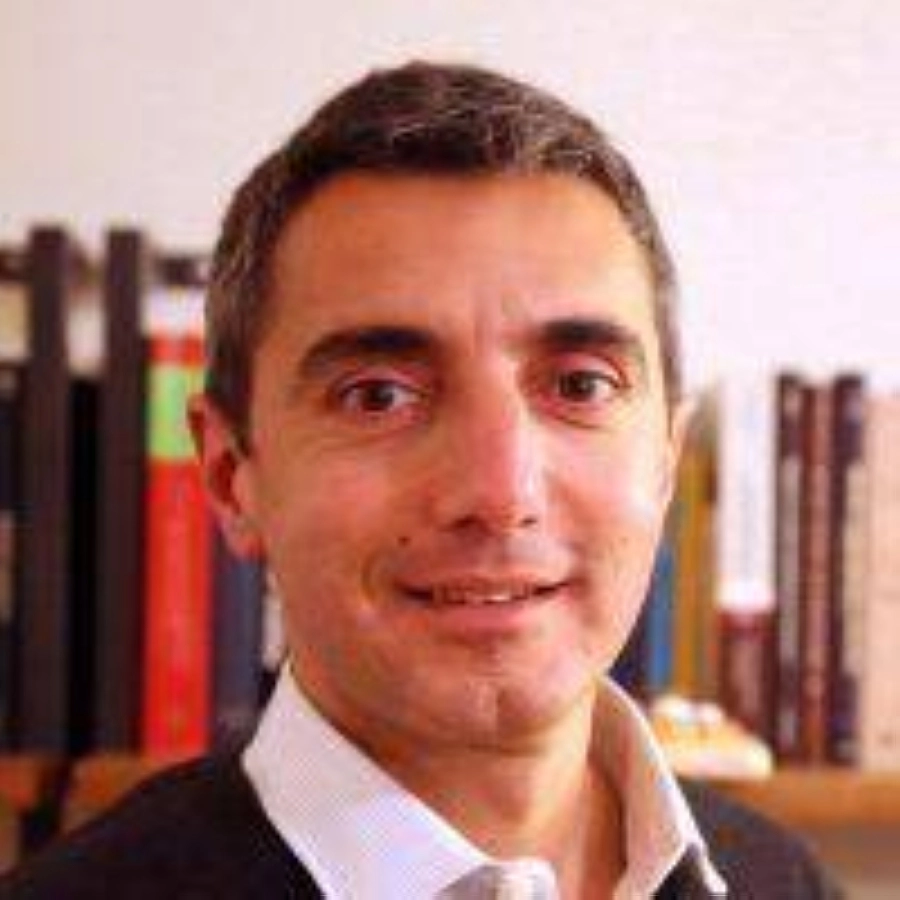 






حسين عبدالحسين