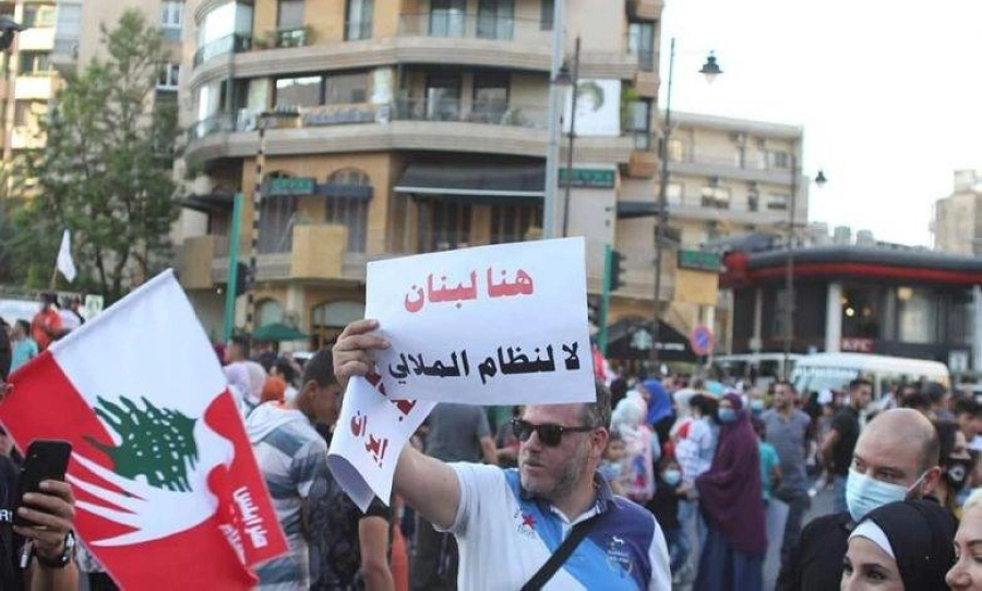 






لبنانيون يرفضون هيمنة إيران على أراضيهم