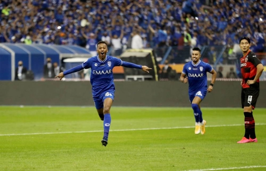 ناصر الدوسري محتفلا بهدفه في بوهانج