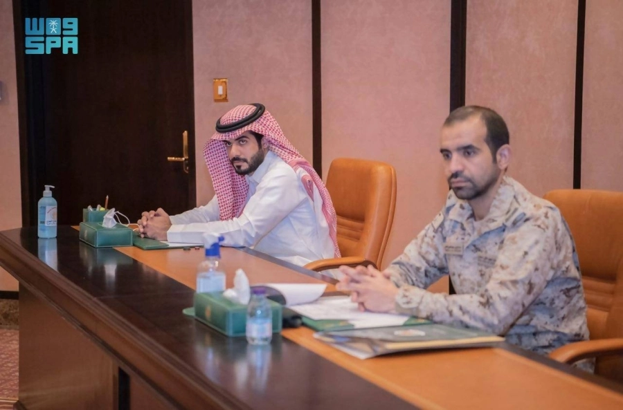 جانب الاجتماع                                                          (مكة)