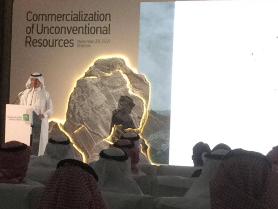 وزير الطاقة يتحدث خلال إطلاق المرحلة الاولى من مشروع  الجافورة 