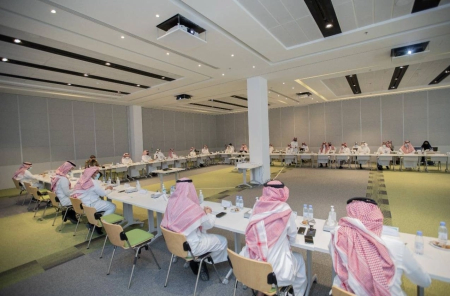 وزير الصحة يرأس اجتماع اللجنة المعنية باتخاذ الإجراءات الاحترازية اللازمة لمنع تفشي فيروس كورونا (كوفيد-19) في المملكة (واس)