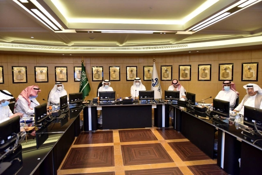 وزير الحج والعمرة خلال لقاءه برجال الأعمال والمستثمرين في القطاع بـ"غرفة مكة"