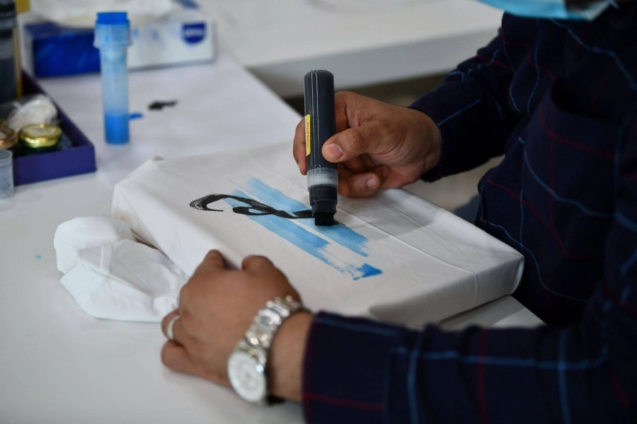 من أعمال الخط العربي (مكة)