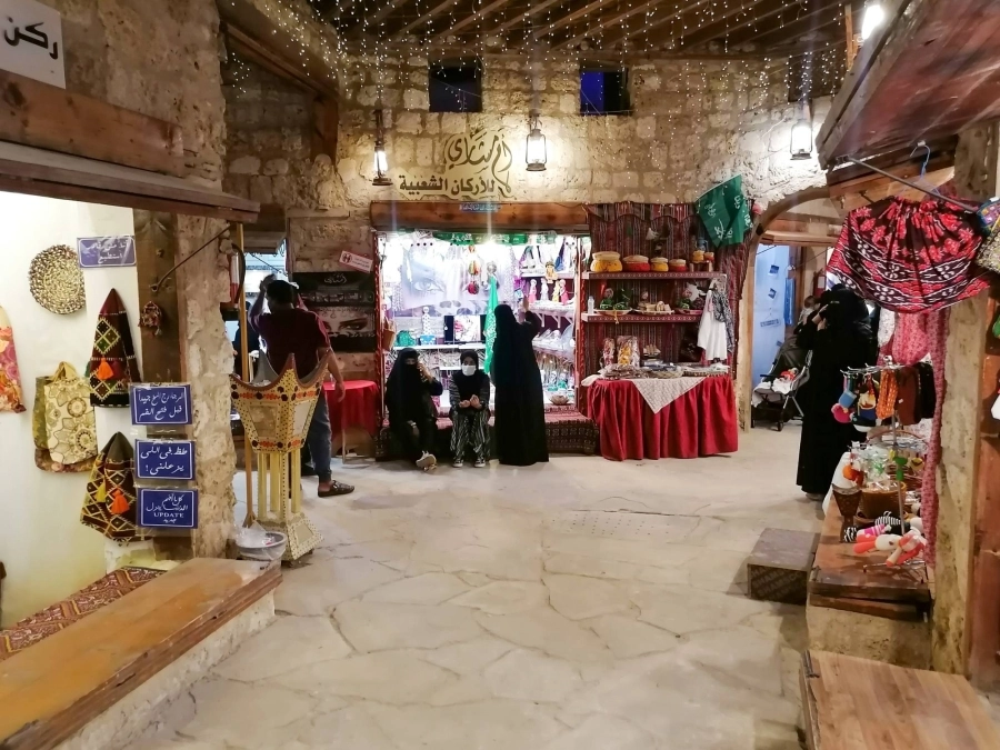 من الفعاليات المصاحبة لمهرجان شتاء ينبع، والتي جذبت معها الزوار ضمن تجارب سياحية وباقات خاصة تشمل الوجهات والأنشطة، بما يناسب كل أفراد الأسرة ومختلف فئات المجتمع من مواطنين ومقيمين.

