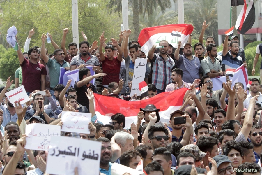 جانب من المظاهرات الأخيرة التي شهدتها البصرة (مكة)