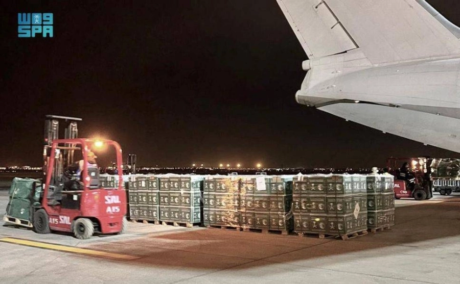 






مساعدات سعودية لمواجهة أزمة الشعب الأفغاني                                      (واس)