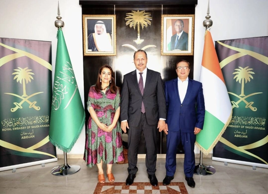 سفير المملكة لدى الكوت ديفوار يستقبل مسؤولة سامية في البنك الأفريقي للتنمية