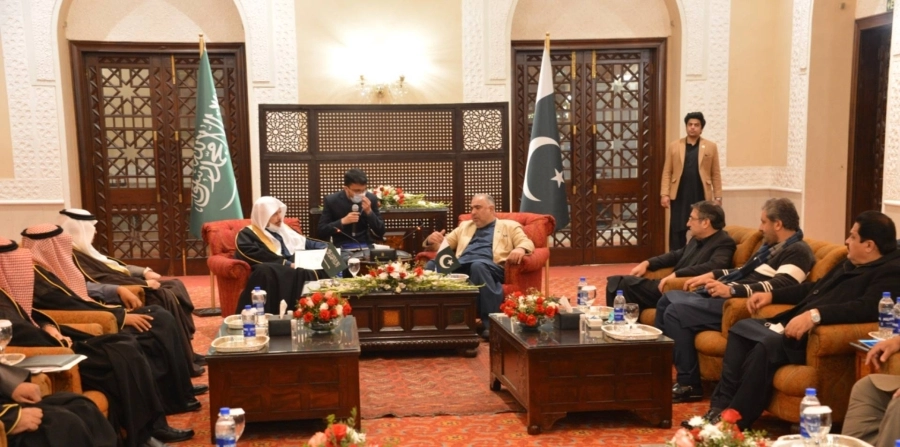 رئيس مجلس الشورى يعقد جلسة مباحثات رسمية مع رئيس الجمعية الوطنية بجمهورية باكستان الإسلامية في إسلام أباد