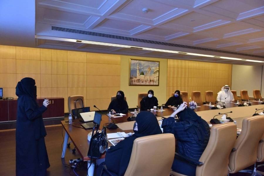 "غرفة مكة" تكسر تابو الفعاليات بـ "العربية في بيئة الأعمال"