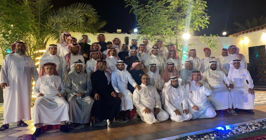 خريجو معهد المراقبين بالطائف يلتقون أساتذتهم بعد ثلاثين عاما