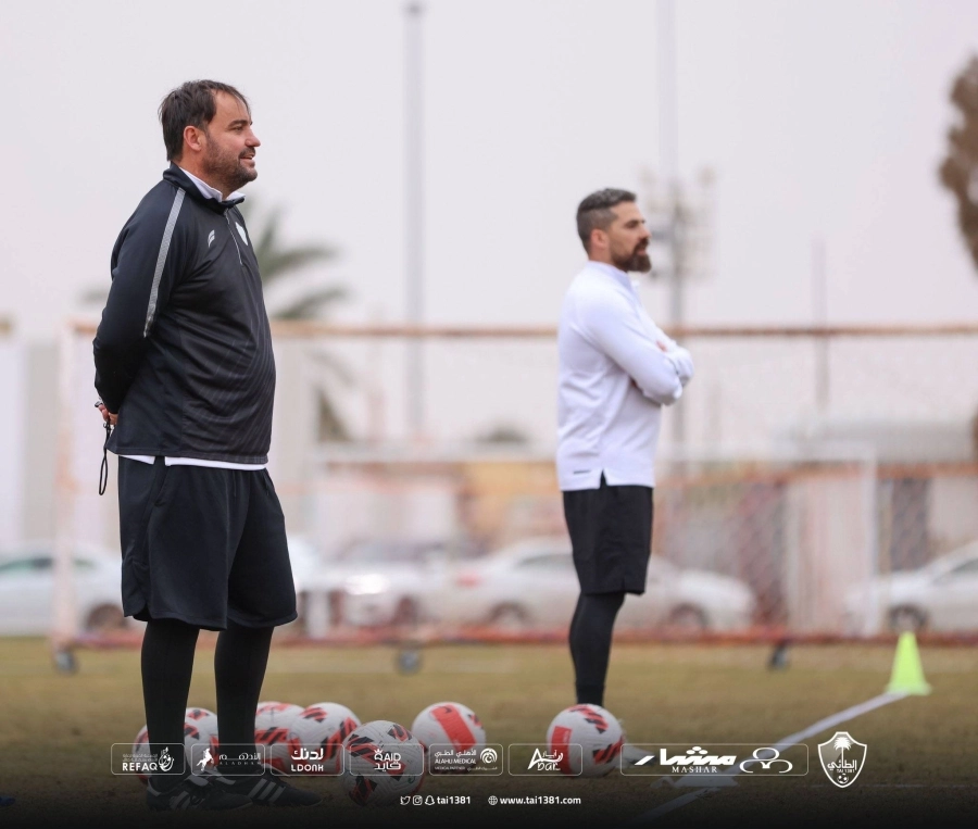 خوسيه سييرا                             (مكة)