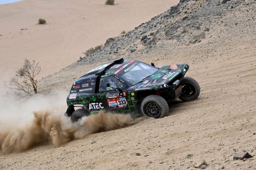  سباق فئة السيارات أمس