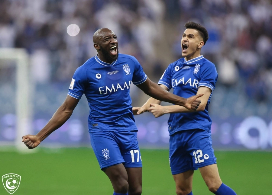 فرحة سابقة للهلال