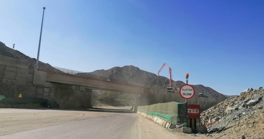 استكمال تنفيذ الجزء المتبقي من الطريق الدائري الثالث في العاصمة المقدسة بطول 3.2 كلم، من نهاية تقاطع شارع الجزائر إلى تقاطع التنعيم.
