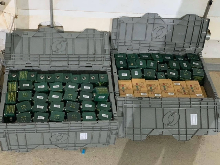 بعض الأسلحة التي كشف عنها              (مكة)