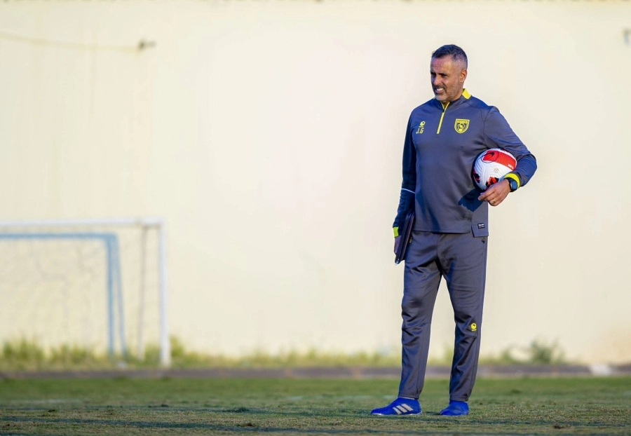 جوزيه غوميز           (مكة)