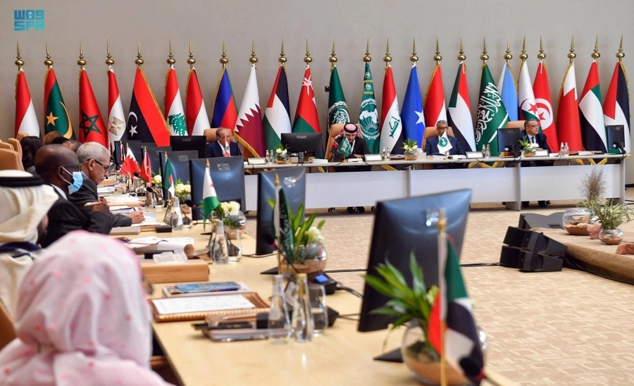 من اجتماع المجلس التفيذي (مكة)