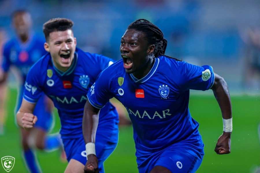 فرحة قوميز بأحد أهدافه مع الهلال