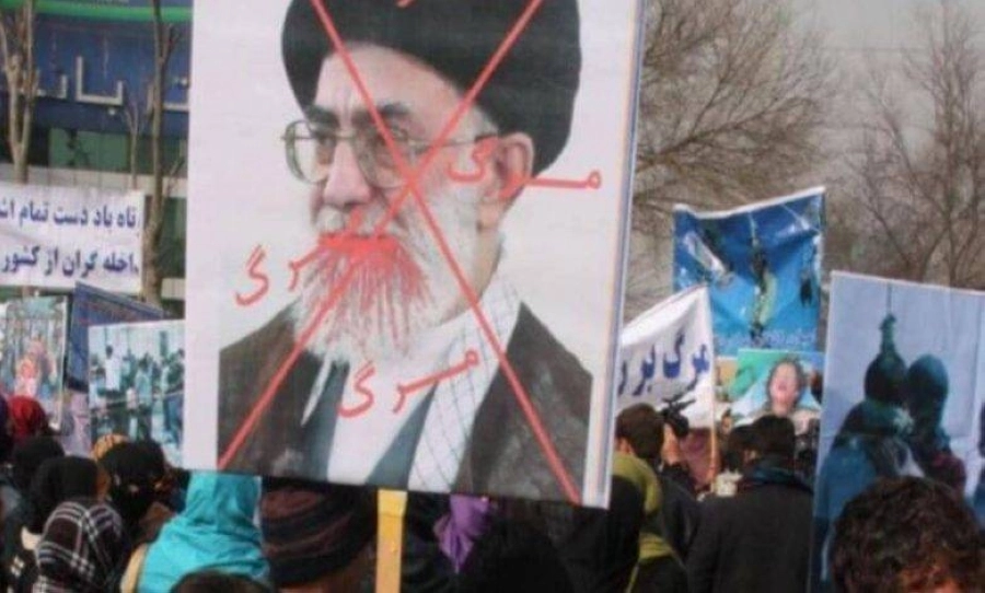 صور ظهرت على التلفزيون الرسمي                       (مكة)