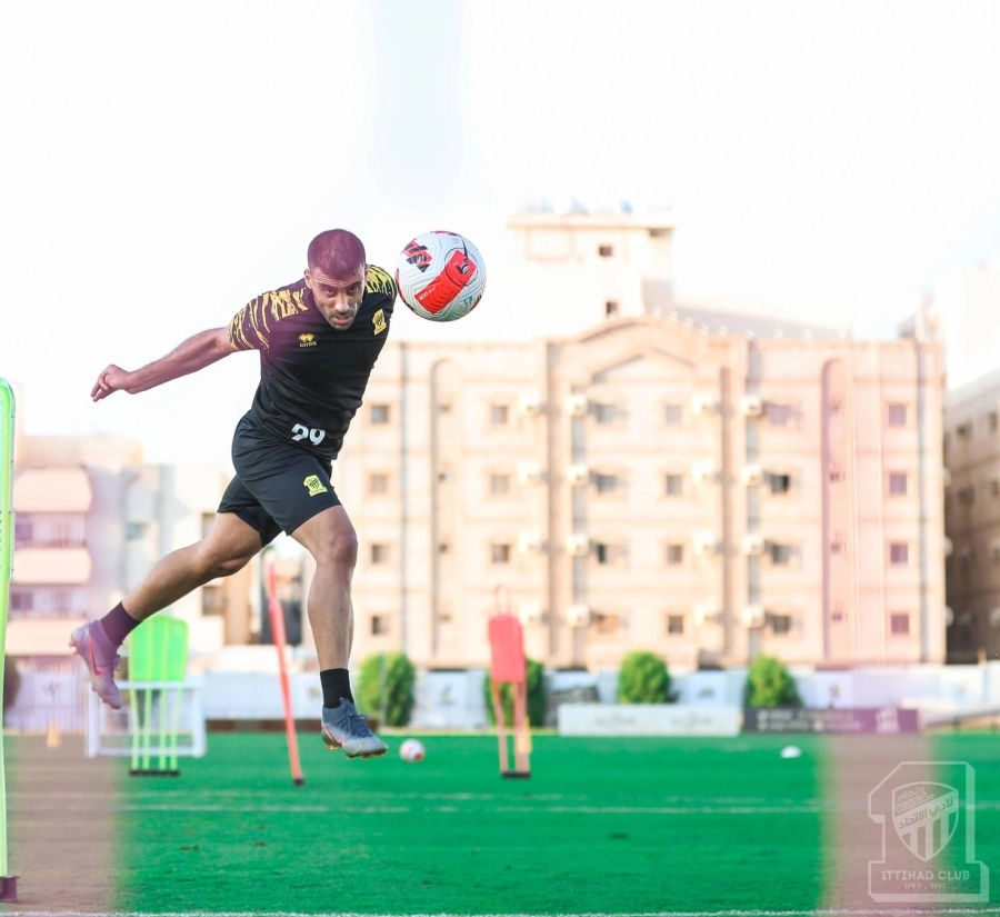 عبدالرزاق حمدالله   (مكة)