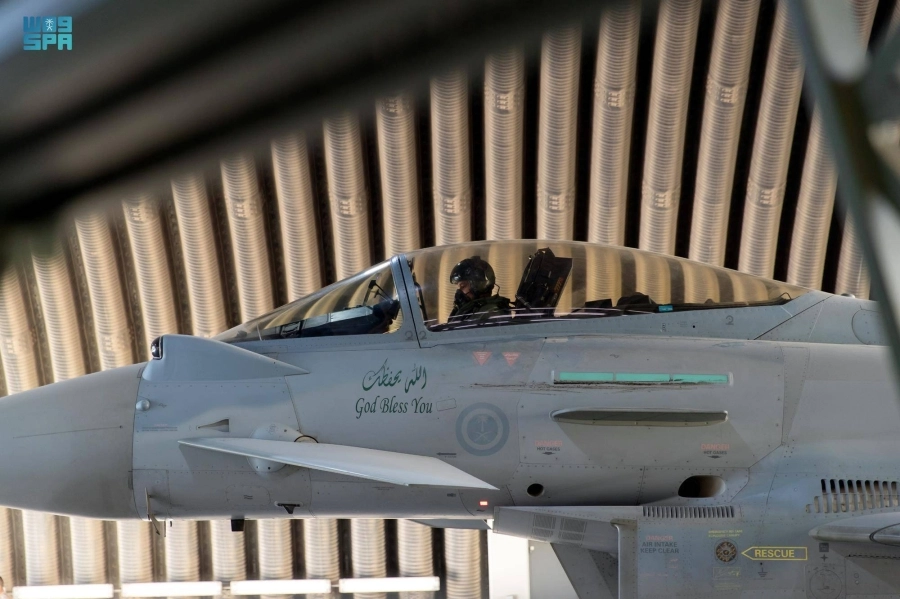 






القوات الجوية عنصر أساسي في المناورات