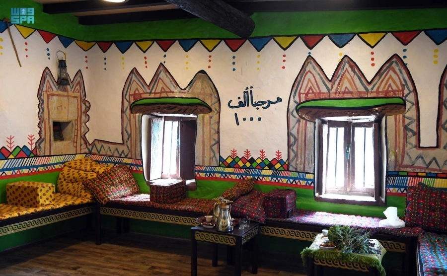 رسوم وزخارف لتزيين البيوت من الداخل (مكة)