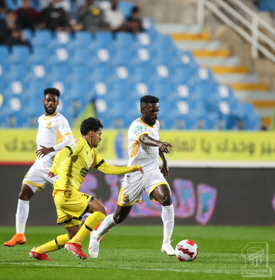 جانب من مباراة الاتحاد والتعاون                                                                        (مكة)