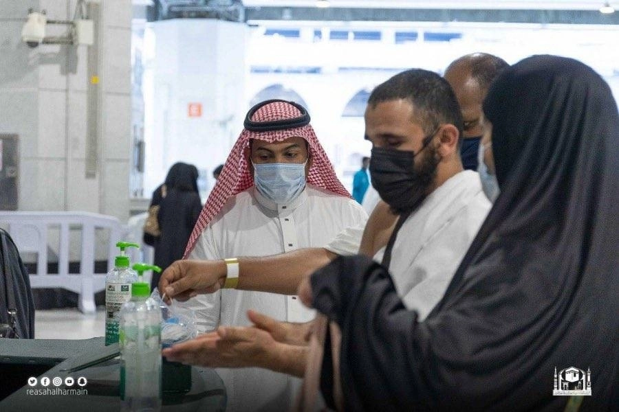 ضمن جولات الإجراءات الاحترازية بالحرم المكي (مكة)