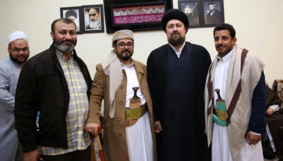 حوثيون يلتقون حفيد الخميني (مكة)